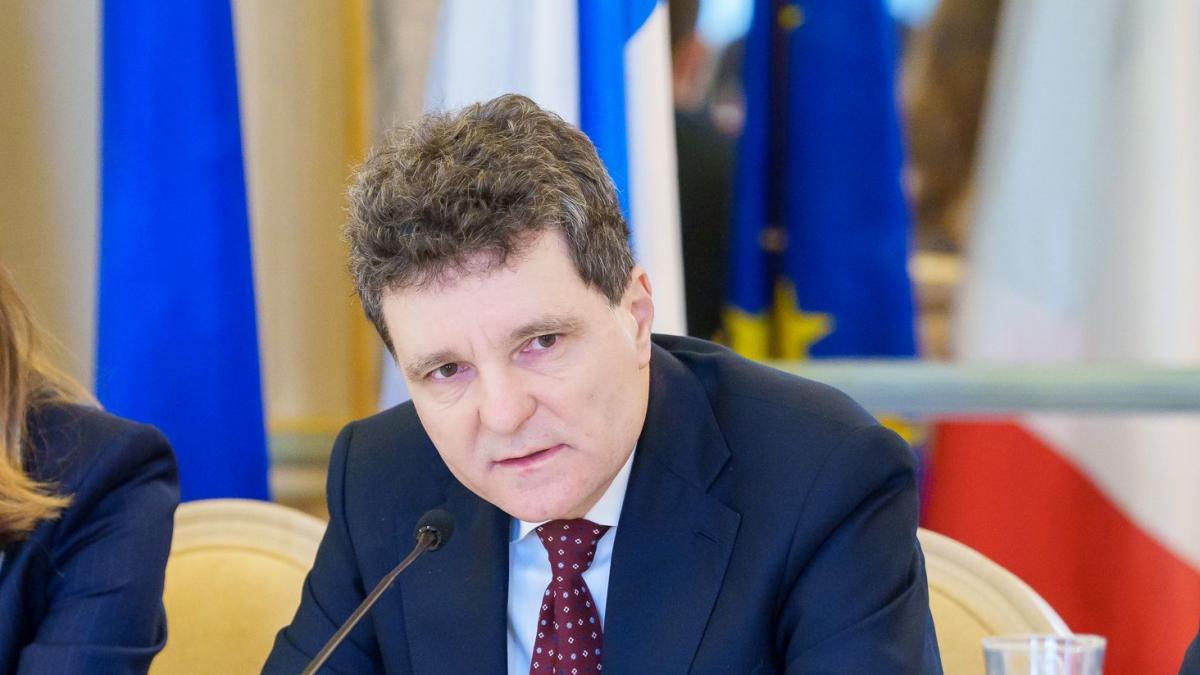 Nicusor Dan cere lui Ilie Bolojan sa o pastreze pe Diana Buzoianu