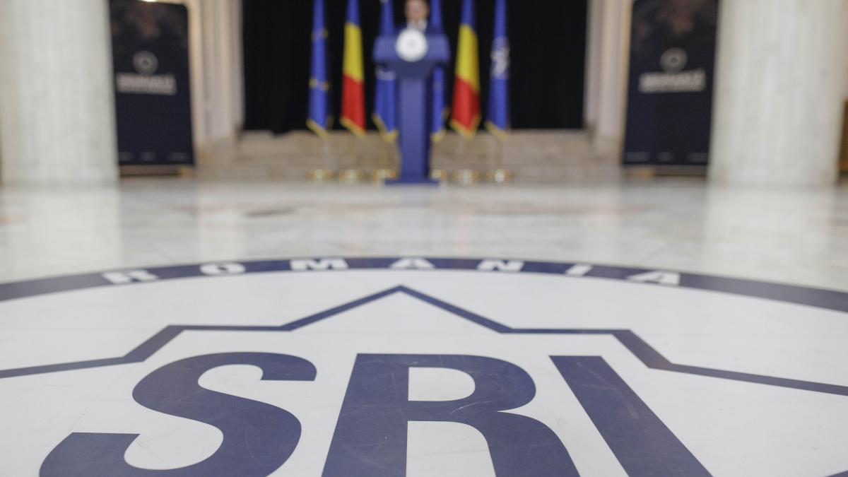 Nicusor Dan despre numirile la SRI si SIE Numele mentionate nu au legatura cu realitatea sau