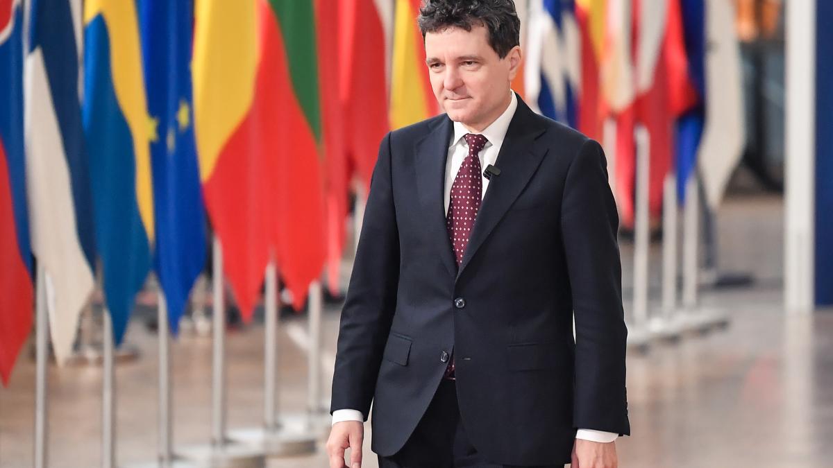 Nicuscior Dan Romania poate fi in cel mai bun caz observator in Consiliul Pacii al lui Trump Discutam cu