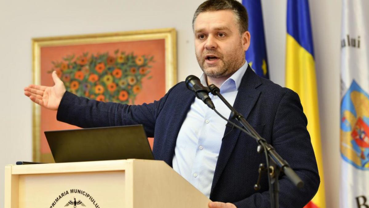 Ciprian Ciucu despre eliminarea graffiti ului de pe cladirile din Bucuresti este necesara o schimbare