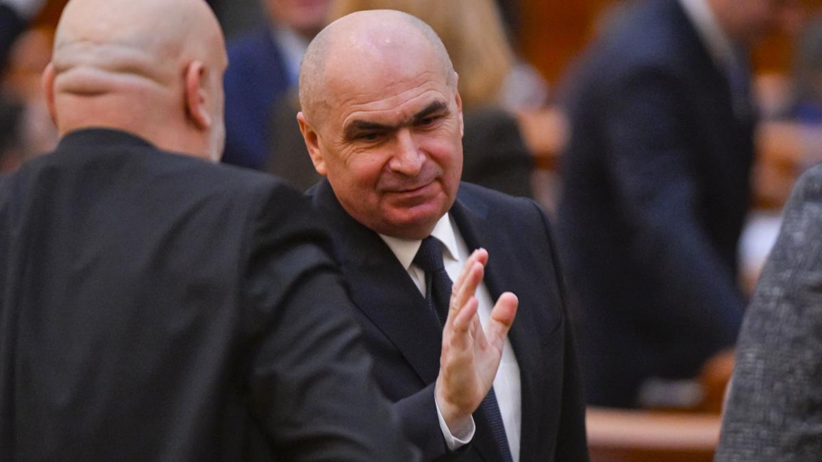 Guvernul ar putea compensa pretul la pompa afirma consilierul lui Bolojan Fondurile colectate suplimentar