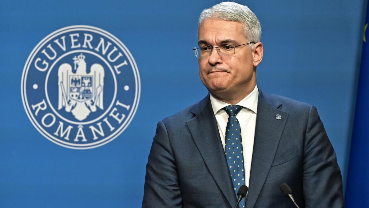 Opozitia a inaintat o motiune simpla impotriva ministrului Investitiilor si Proiectelor Europene