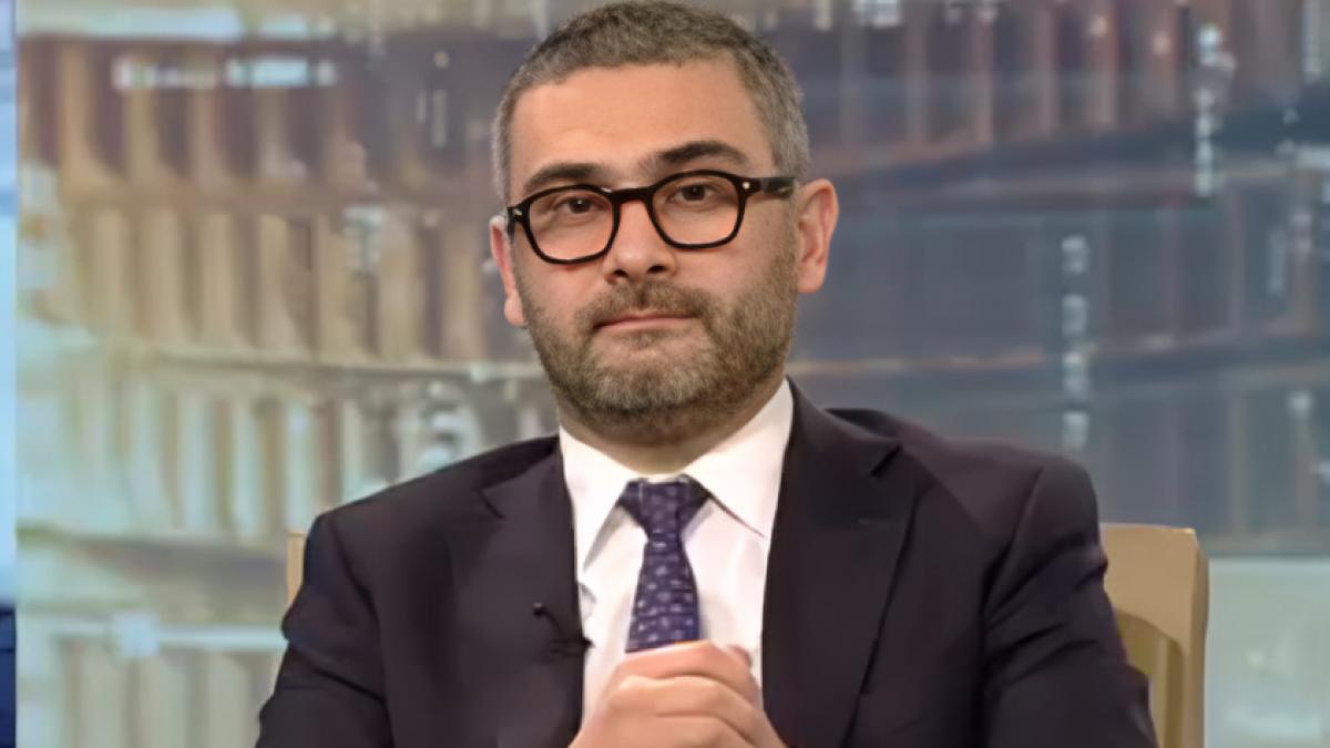 Romania impactata de tendinta saraciei printre angajati Manole anunta majorari salariale