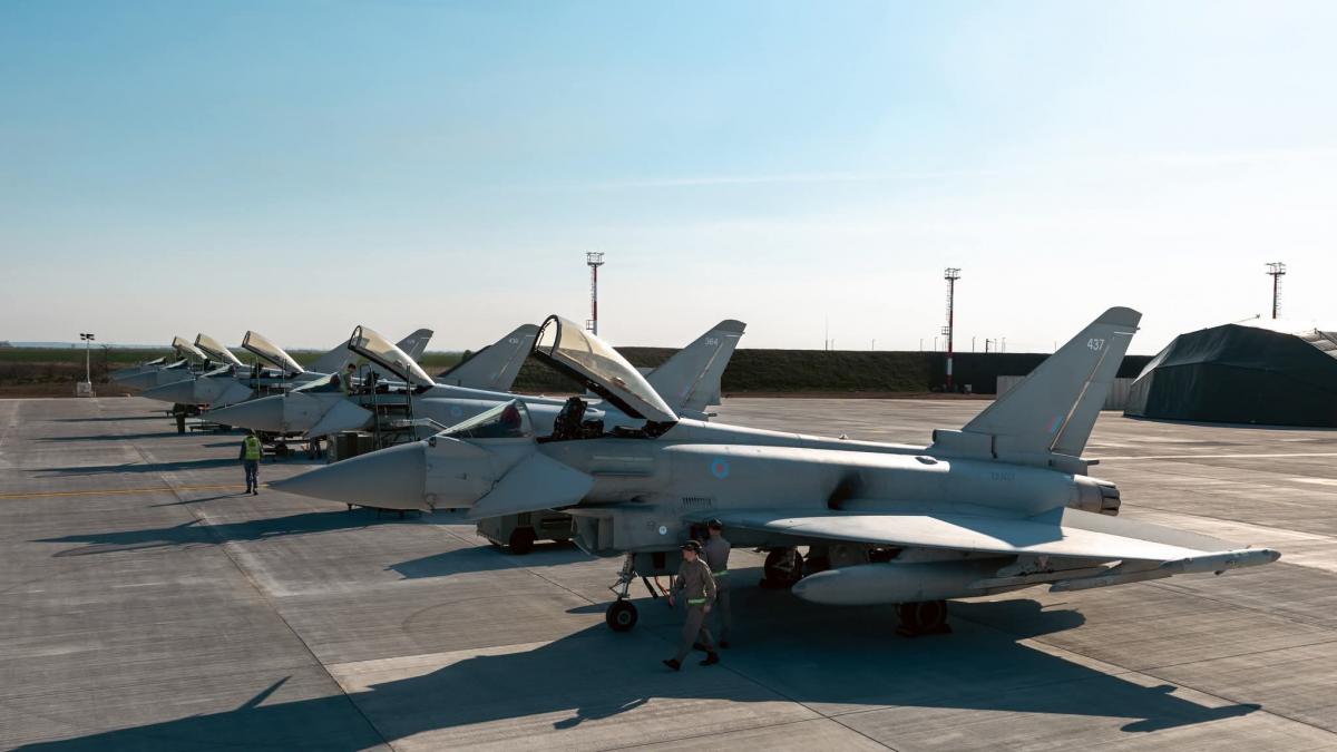 Avioane militare britanice au sosit la baza Borcea pentru misiuni de Politie Aeriana Toiu