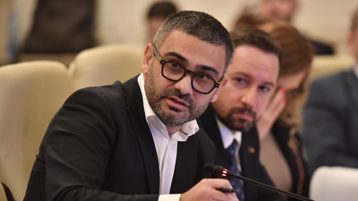 Florin Manole 28000 de tineri vor putea fi angajati cu sprijin financiar de la stat timp de doi ani