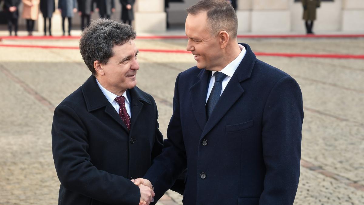 Nicisor Dan va gazdui pe 13 mai la Cotroceni Summitul B9 si al Tarilor Nordice