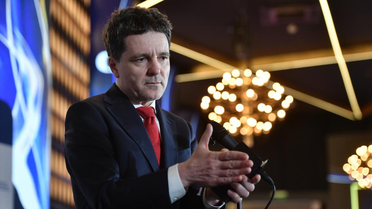 Nicuser Dan saluta armistitiul dintre SUA si Iran si solicita un acord pe termen lung inclusiv pentru Ormuz