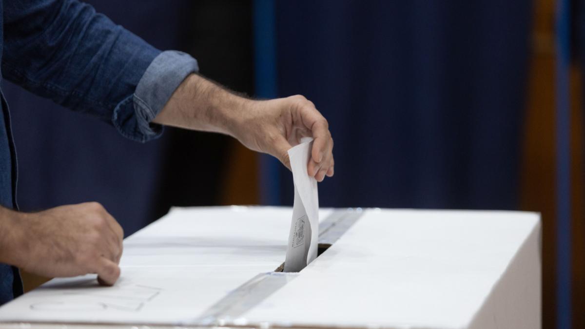 PNL ameninta PSD cu alegeri anticipate PNL are un trend ascendent romanii isi