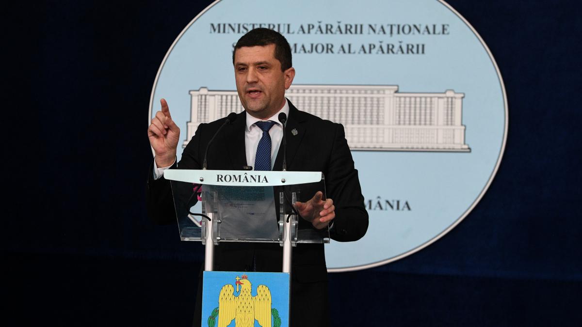 Probele care confirma incompatibilitatea lui Miruta Sursa Ministrul Apararii investigat de ANI dupa