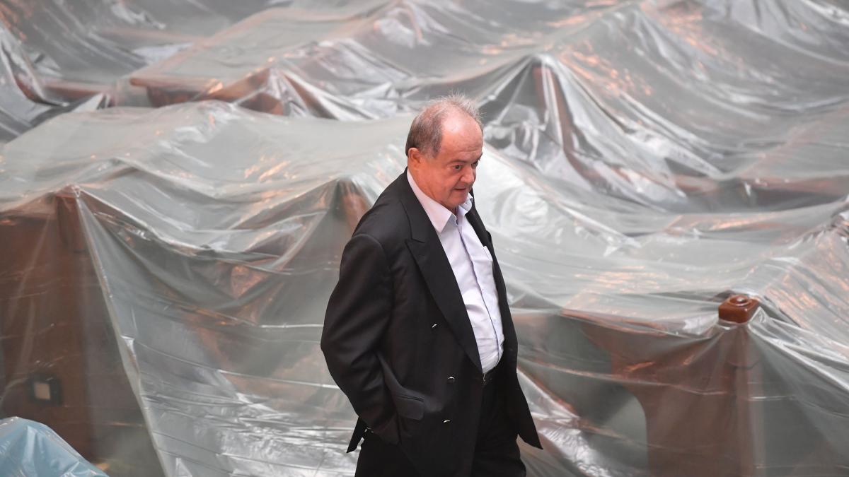 Vasile Blaga surprins injurand la tribuna Senatului Ai belit o acum Daca n ai cu cine