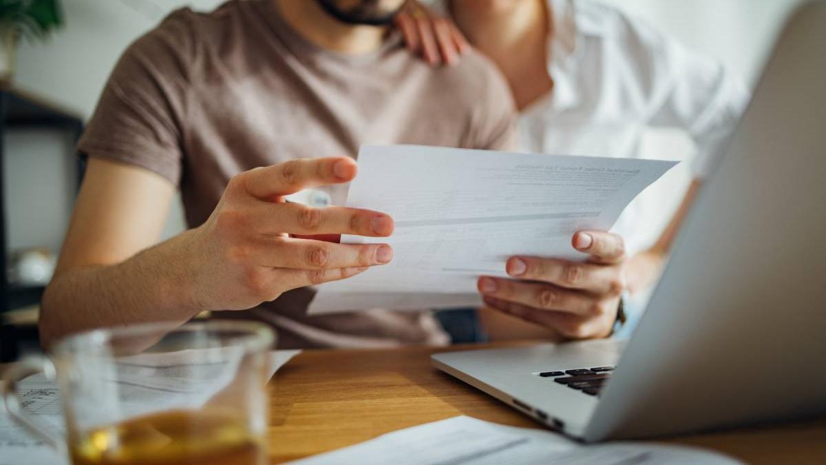 Bolojan afirma ca negociaza cu Ministerul Finantelor pentru extinderea e Factura si la anumite persoane