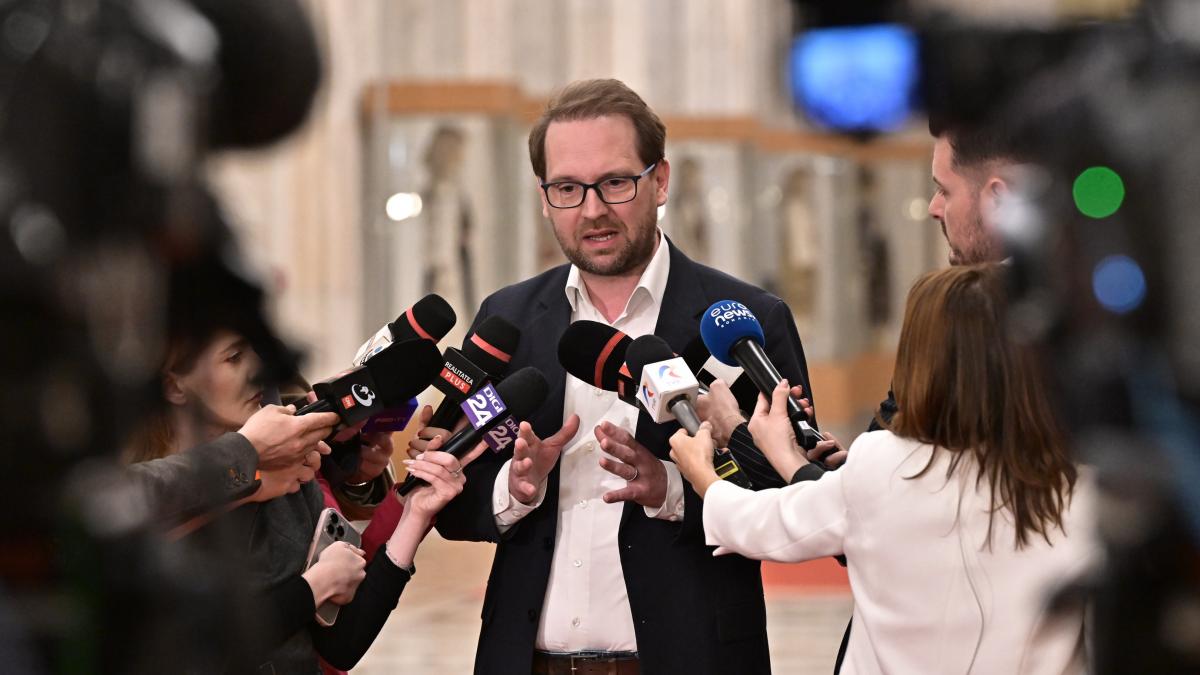 Dominic Fritz ii reproseaza pe fostii ministri PSD ca au lasat ministerele intr o stare deplorabila