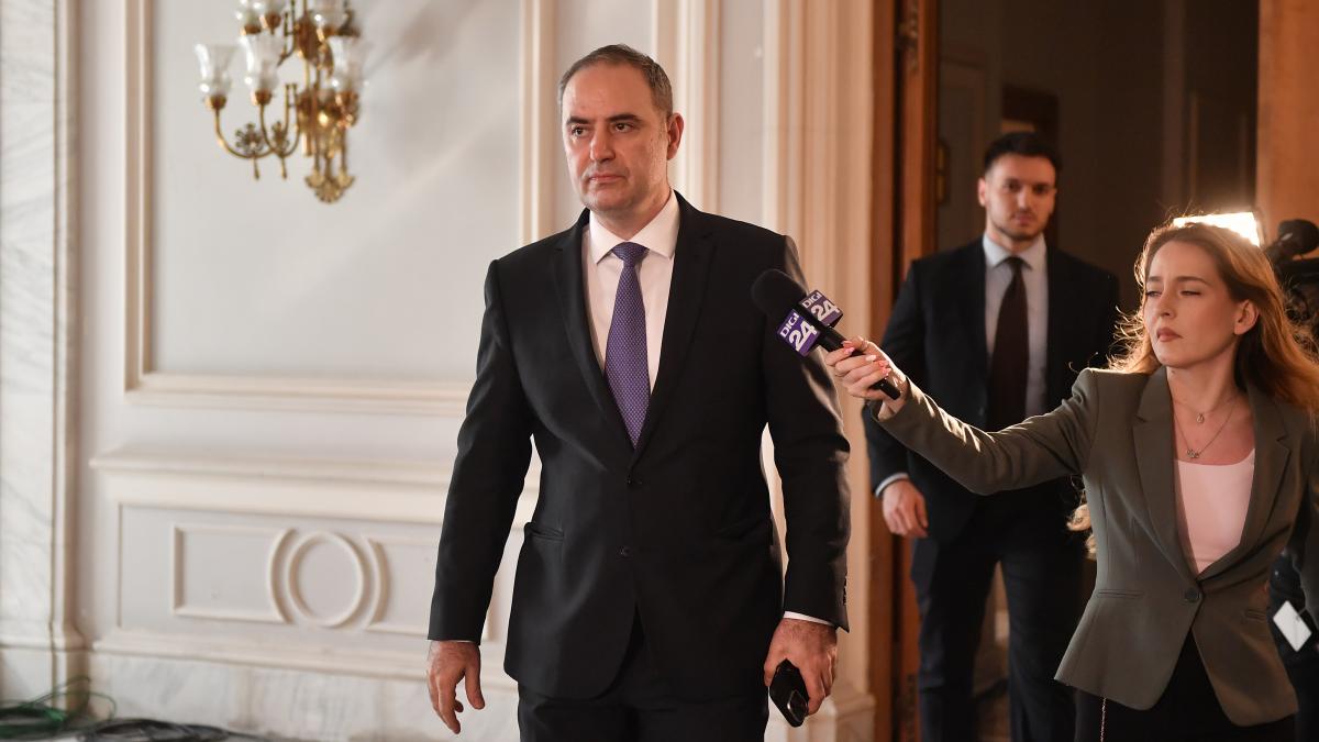 Nazare Romania intra intr o perioada de interim guvernamental insa nu isi permite un
