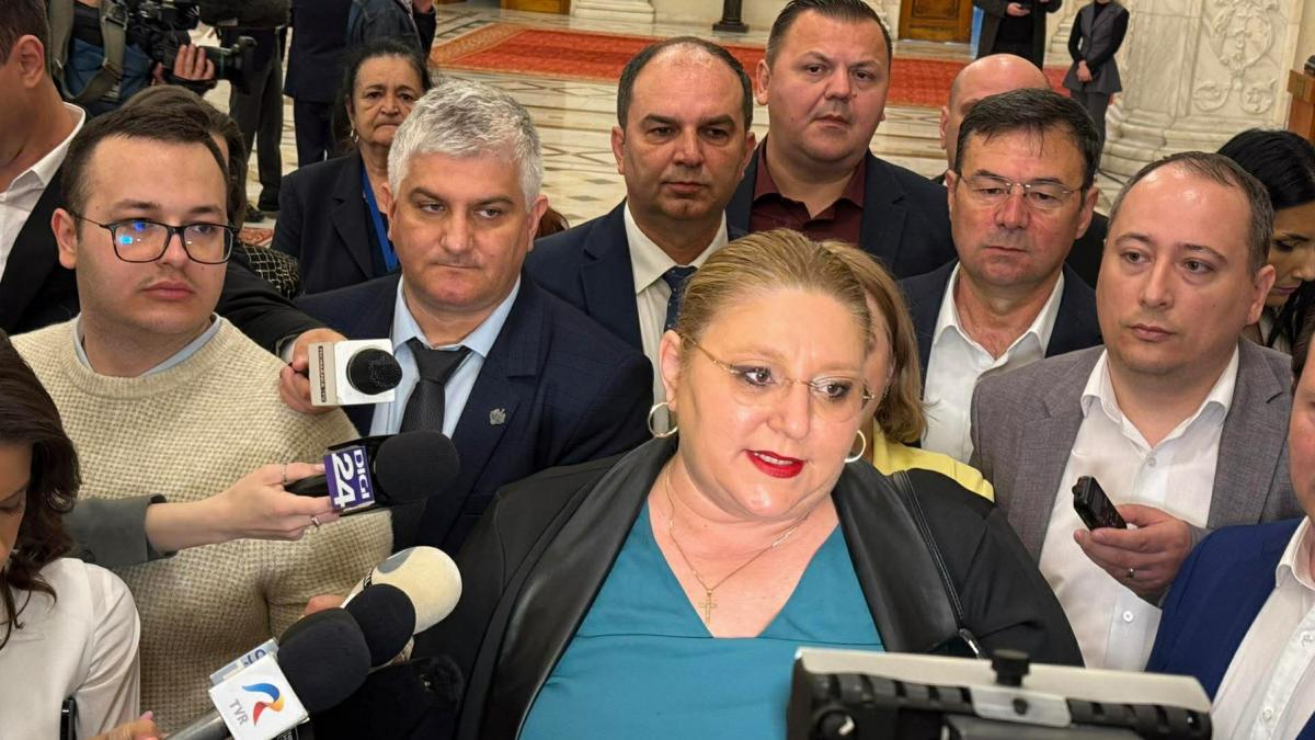 Parlamentarii SOS vor vota motiunea impotriva lui Bolojan Votul va fi public