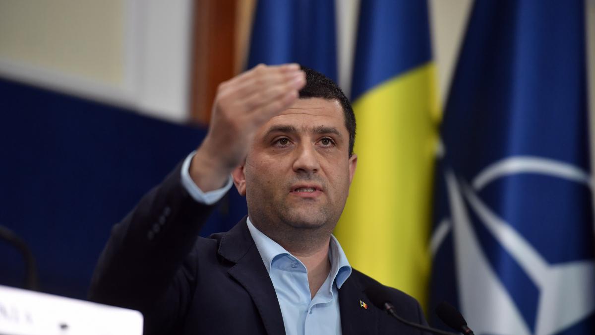 Radu Miruță: Indiferent dacă este deviata sau nu, drona cu explozibil de la Galați rămâne responsabilitatea Rusiei. 4 Radu Miruta Indiferent daca este deviata sau nu drona cu explozibil de la Galati ramane responsabilitatea Rusiei 1