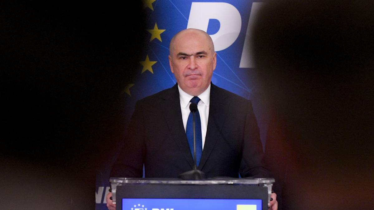 Sondaj CURS inainte de motiune 58 dintre romani considera ca Bolojan ar trebui sa demisioneze 1