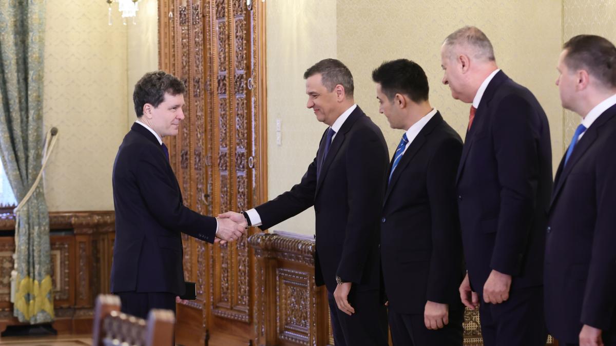 Surse Nicusor Dan l a intrebat pe Sorin Grindeanu daca PSD va prelua functia de premier Ce