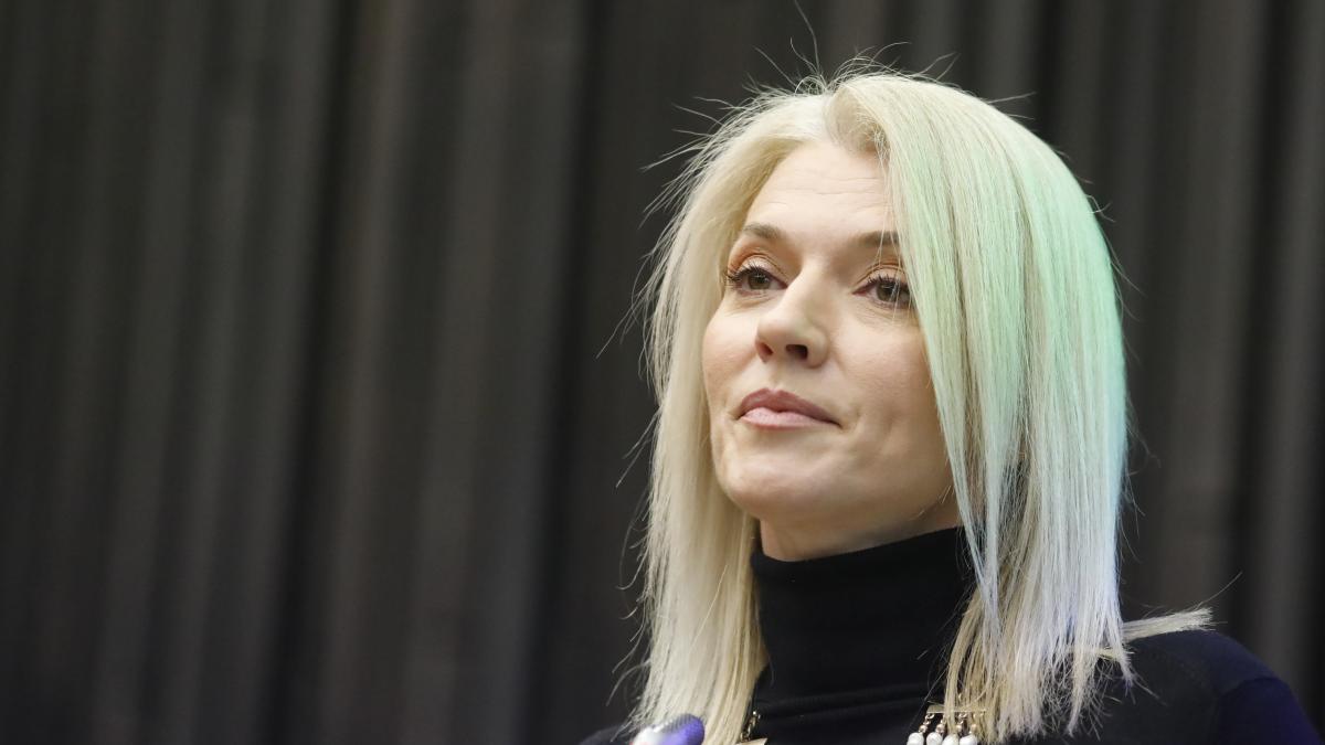 Alina Gorghiu critica conducerea PNL Nu putem sa ne prezentam ca un partid responsabil daca la fiecare 24
