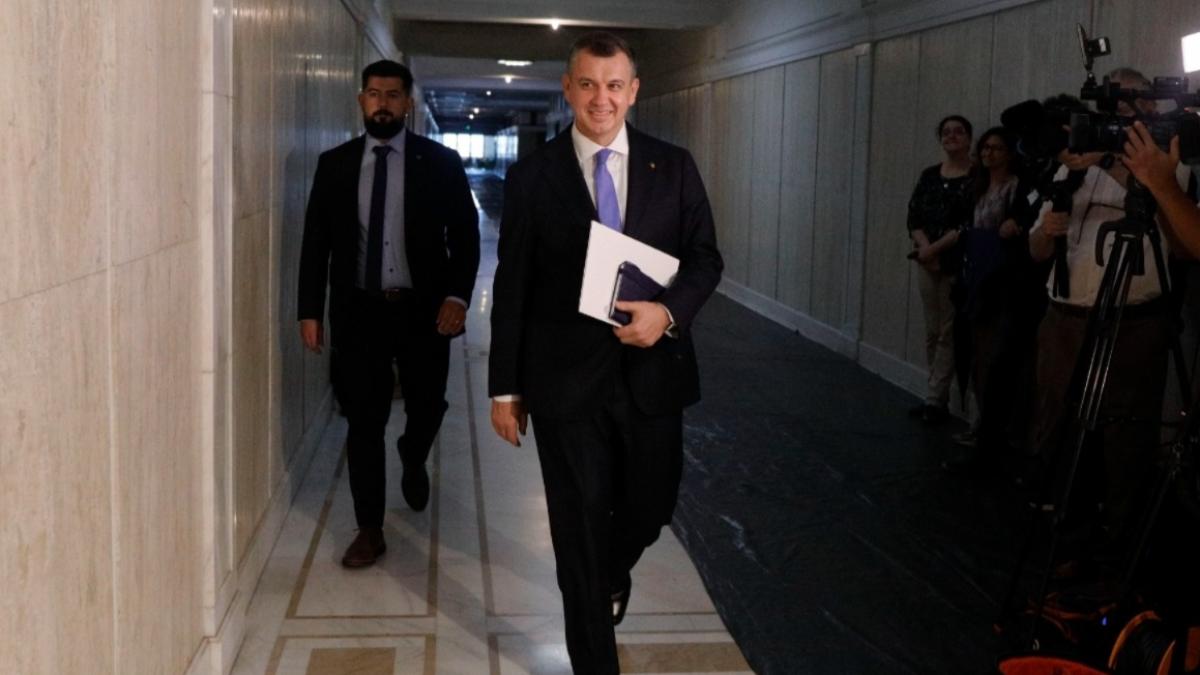 Ce se intampla cu ministrii propusi de Tomac daca lista nu trece la vot Zegrean Acei oameni nu mai
