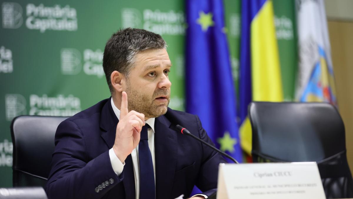 Ciucu, referitor la suspendarea în instanță a reorganizării PMB: Primăria nu a fost reformata de 16... 2 Ciucu referitor la suspendarea in instanta a reorganizarii PMB Primaria nu a fost reformata de 16