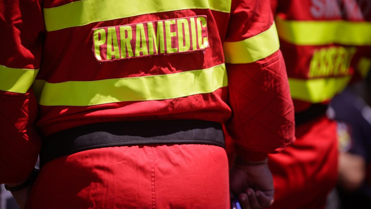 Ministerul Sanatatii cere serviciilor de ambulanta sa si suplimenteze echipajele din cauza
