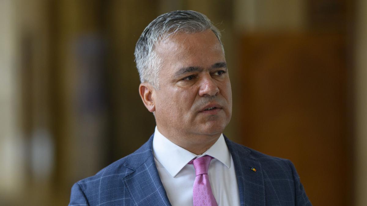 Politolog: Procesul de destrămare a PNL a început odată cu numirea lui Veștea 4 Politolog Procesul de destramare a PNL a inceput odata cu numirea lui Vestea