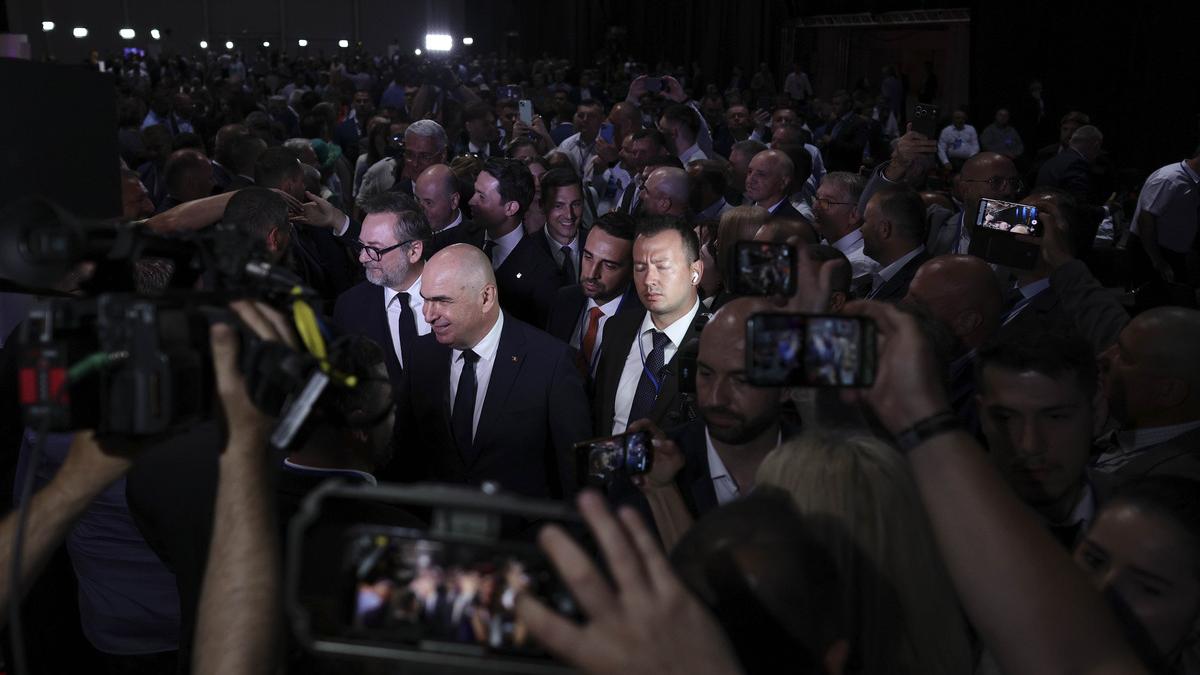 Razboiul intern in PNL continua Liberalii din aripa Vestea solicita anularea deciziilor adoptate in Congres