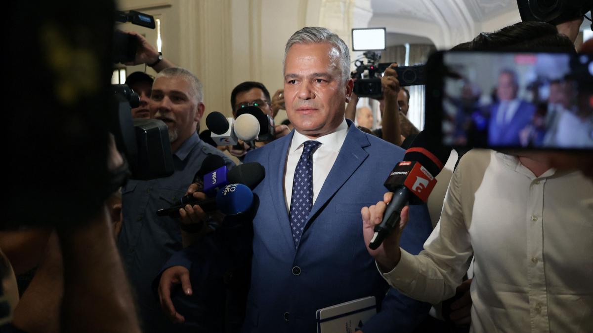Lista posibililor miniștri din Guvernul Veștea. Cum sunt repartizate ministerele între PSD și PNL. 2 lista posibililor minitri din guvernul vestea cum sunt repartizate ministerele ntre PSD i PNL