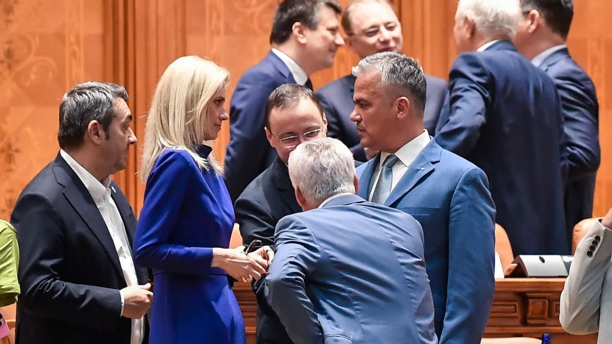 Contestatarii lui Bolojan din PNL publică Manifestul Platformei Conservatoare: "Nu formăm o facțiune..." 3 Contestatarii lui Bolojan din PNL publica Manifestul Platformei Conservatoare Nu formam o factiune