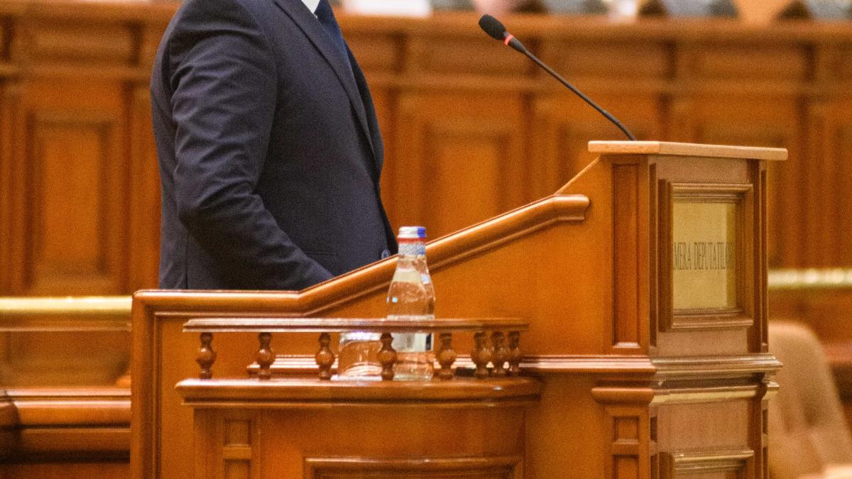O sesiune extraordinară a Parlamentului pentru legile legate de PNRR ar putea fi convocată la sfârșitul lui... 2 O sesiune extraordinara a Parlamentului pentru legile legate de PNRR ar putea fi convocata la sfarsitul lui