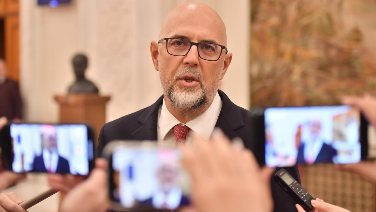 Ar vota UDMR un Guvern PSD Kelemen Hunor Nu ma indeprtez de barca indiferent dac e stanga sau dreapta pana nu avem o