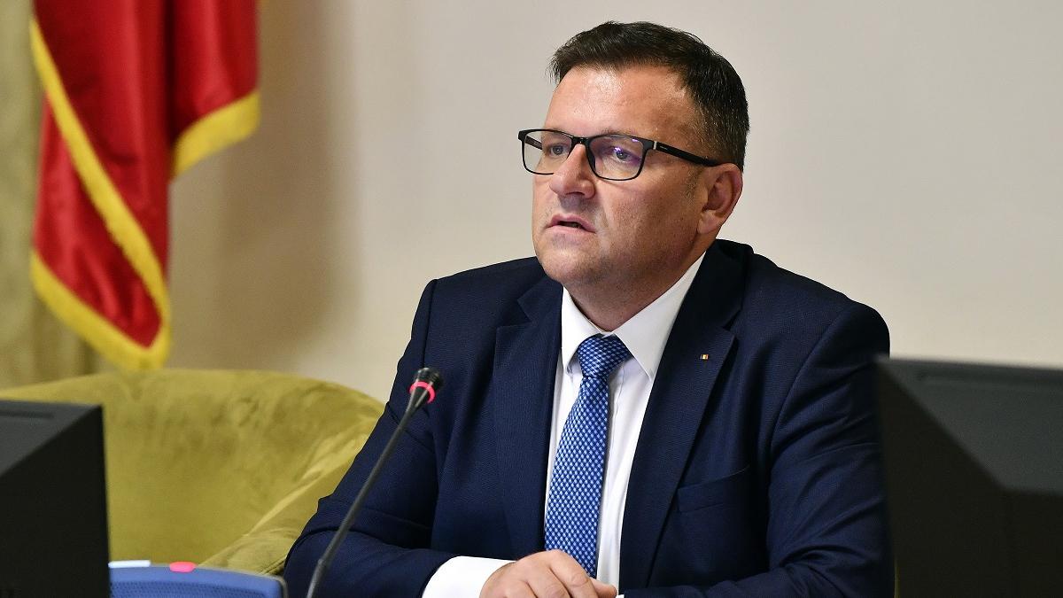 Buda i Domnilor de la PNL explicati ne de ce Romania a pierdut banii care trebuiau sa ramana aici pentru a fi reinvestiti