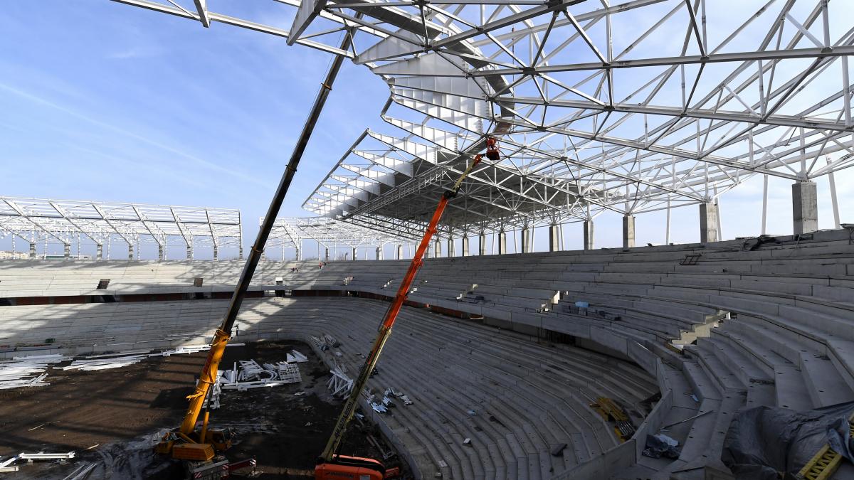 Cine va finanta cele 4 stadioane de peste 1 miliard de lei Cseke Attila Am sugerat amanarea cu un an a