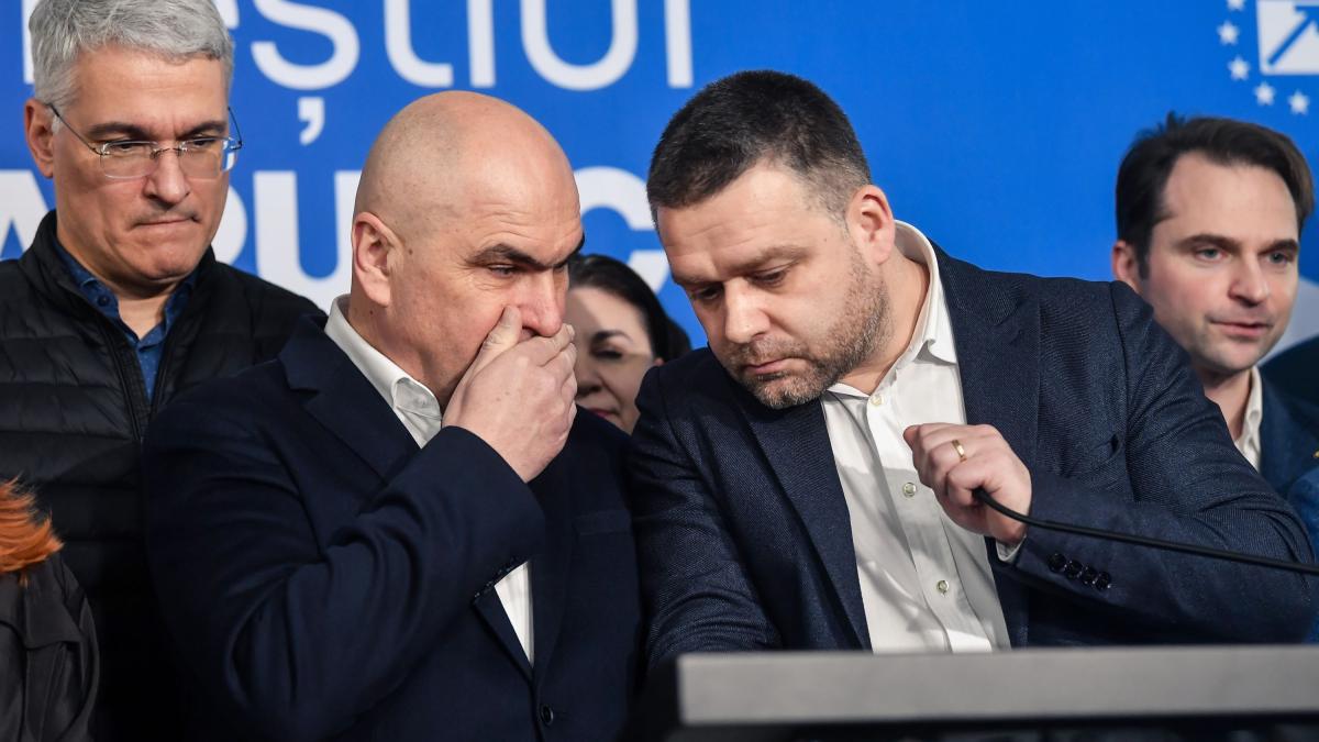 Nume surpriză la conducerea PNL din București: Oana Gheorghiu, Dragoș Pîslaru, Sanda Nicola și Andrei Badiu, noii președinți de sectoare. 2 Nume supriza la conducerea PNL din Bucuresti Oana Gheorghiu Drago Pislaru Sanda Nicola si Andrei Badiu noii presedinti de sectoare