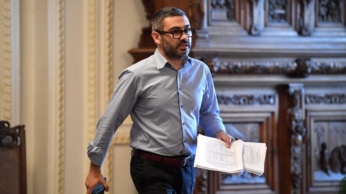 PSD impune conditii pentru a sustine Legea salarizarii Manole O lege care nu i multumeste pe