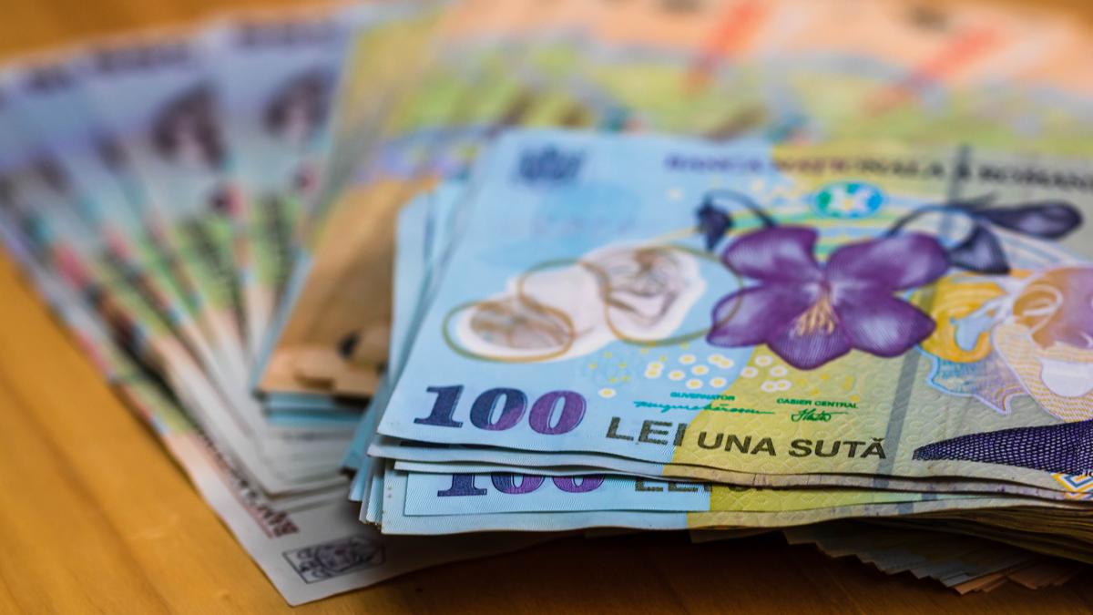 Surse Ce s a decis la intalnirea de la Cotroceni privind Legea salarizarii Bugetul pentru salarii a fost majorat cu 4 miliarde de lei