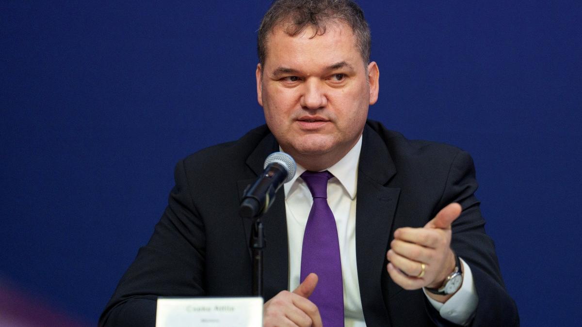 UDMR sustine o mare coalitie pentru a preveni accesul extremistilor la putere afirma Cseke