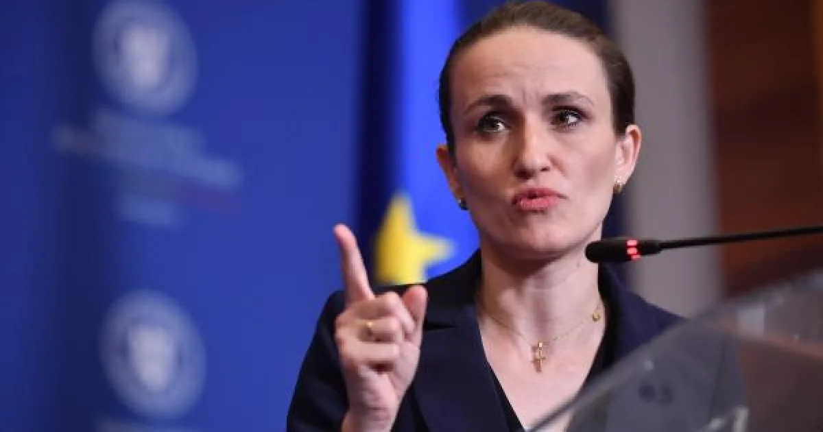 AUR, mesaj nervos pentru Grindeanu: „Discuțiile cu AUR să le poarte cu partidul” 2 AUR, mesaj nervos pentru Grindeanu: „Discuțiile cu AUR să le poarte cu partidul”