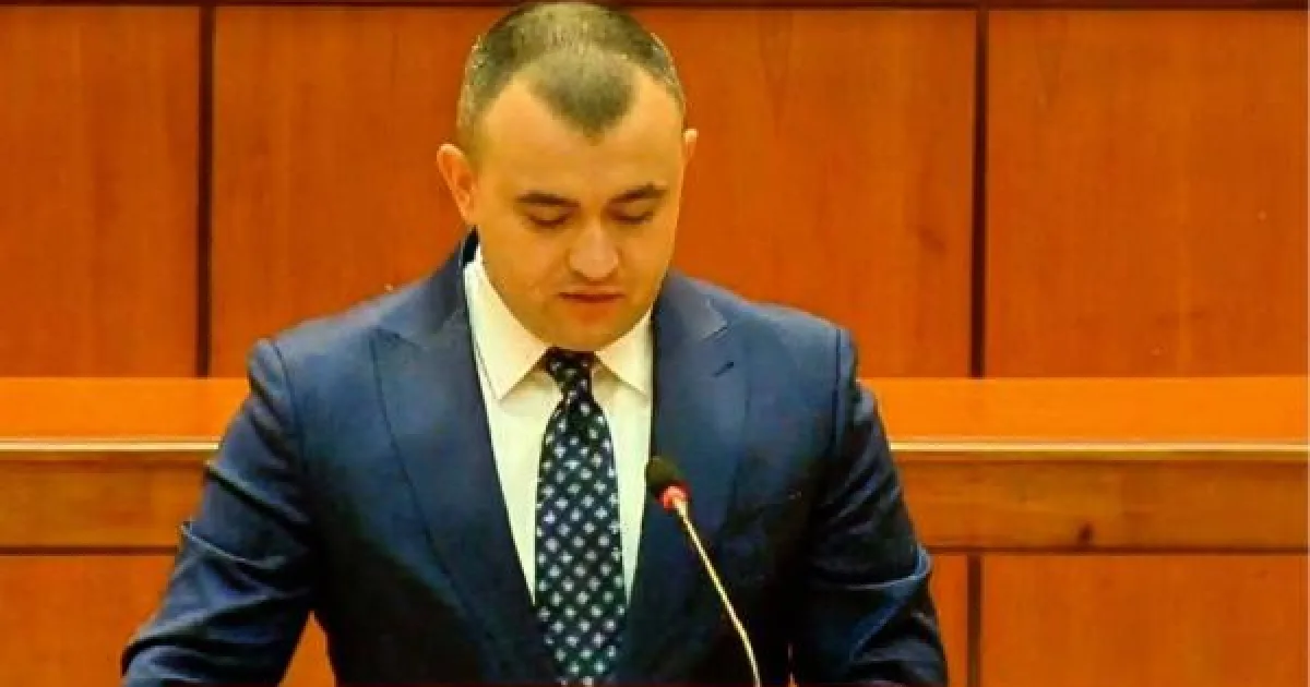 Bolojan: 650 mil. euro pentru fotovoltaice în instituții publice