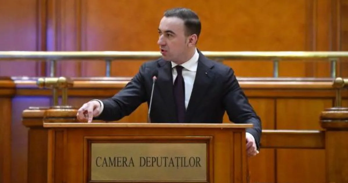 Fritz, reuniune de adio cu liderii USR la Timișoara; discurs și cântat la orgă 2 Fritz, reuniune de adio cu liderii USR la Timișoara; discurs și cântat la orgă