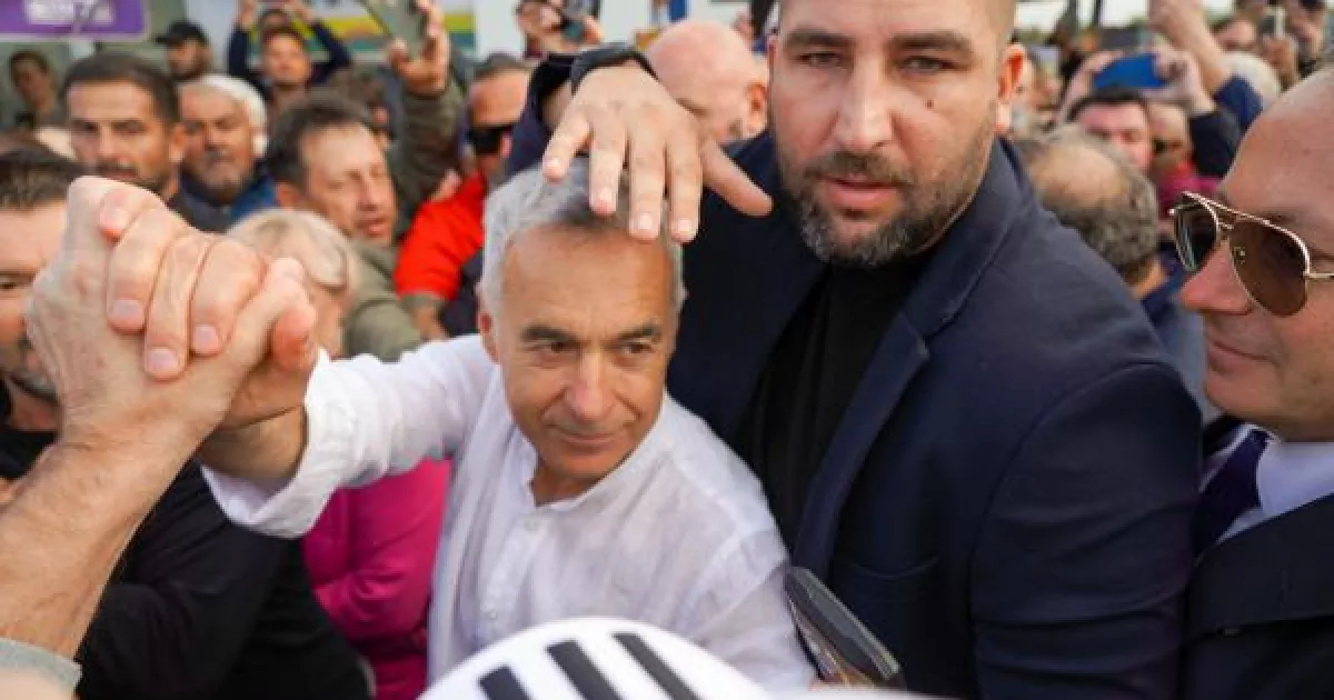 Grindeanu îi face plângere penală lui Fritz pentru acuzația de șpagă