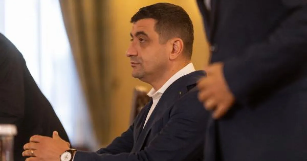Mureșan lansează programul de guvernare în Parlament și anunță discuții cu PNL, USR, UDMR 2 Mureșan lansează programul de guvernare în Parlament și anunță discuții cu PNL, USR, UDMR