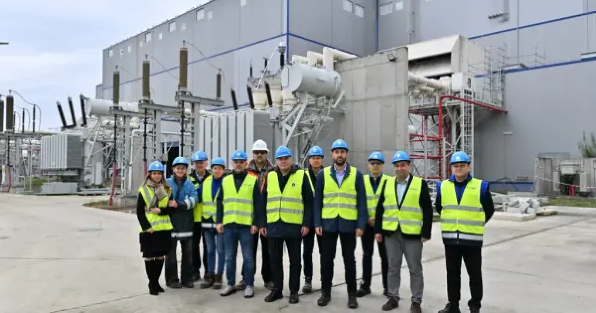 Balcoanele închise fără autorizație. Ministrul Dezvoltării cere modificarea legii