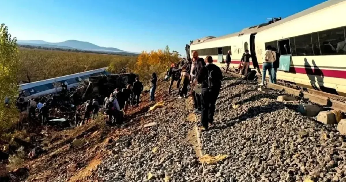 MAE verifică dacă printre victimele accidentului feroviar din Spania se află și români 2 MAE verifică dacă printre victimele accidentului feroviar din Spania se află și români