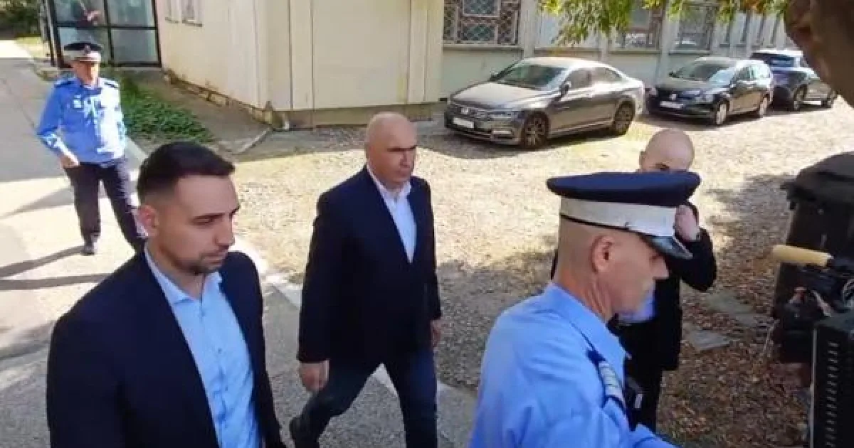 Momentul în care adversitatea politică trebuie să înceteze, potrivit lui Marius Budăi