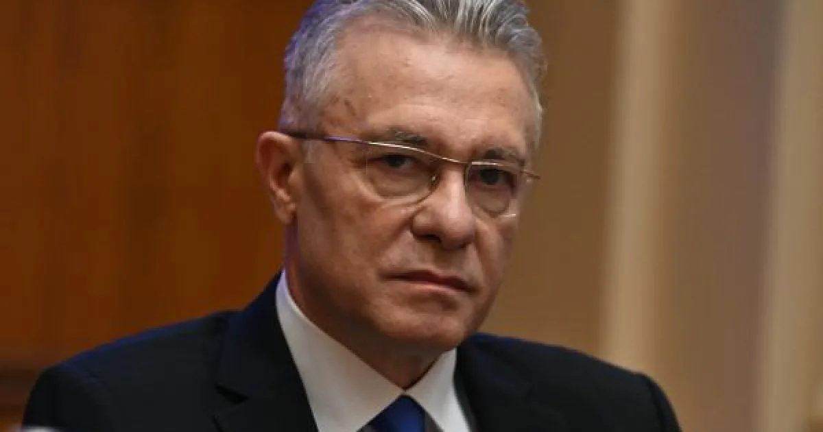 Olguța Vasilescu, la ședința PSD: Îl putem da jos pe Luca Niculescu peste 6 luni 2 Olguța Vasilescu, la ședința PSD: Îl putem da jos pe Luca Niculescu peste 6 luni